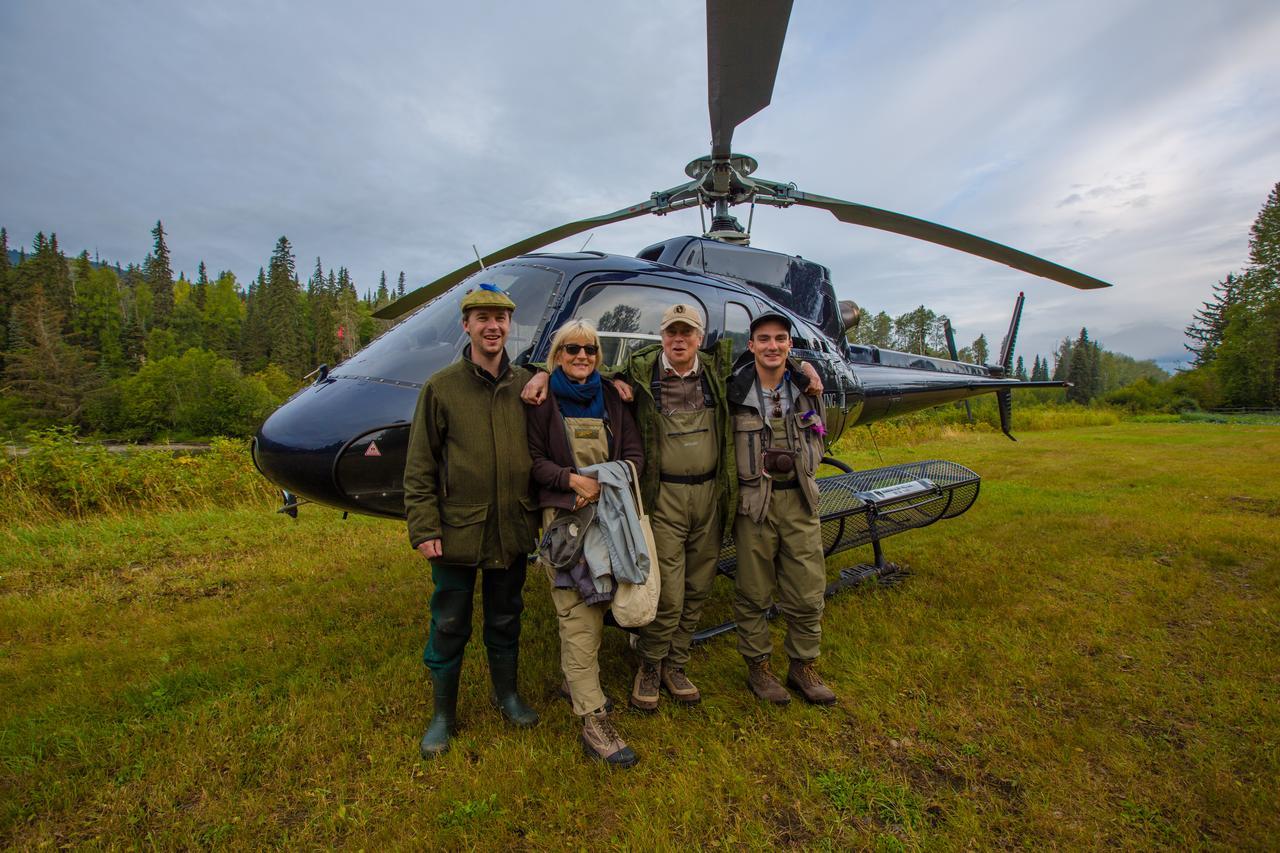Bear Claw Lodge Kispiox Экстерьер фото